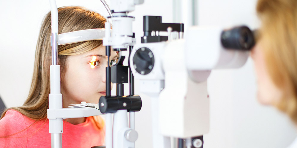 国际盲人节：打破对低视力群体的4个认知偏见 官网封面