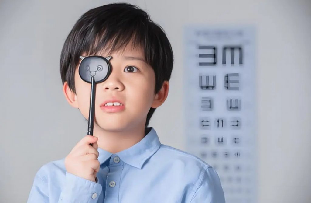 我国1700万视障群体中，65%是低视力者