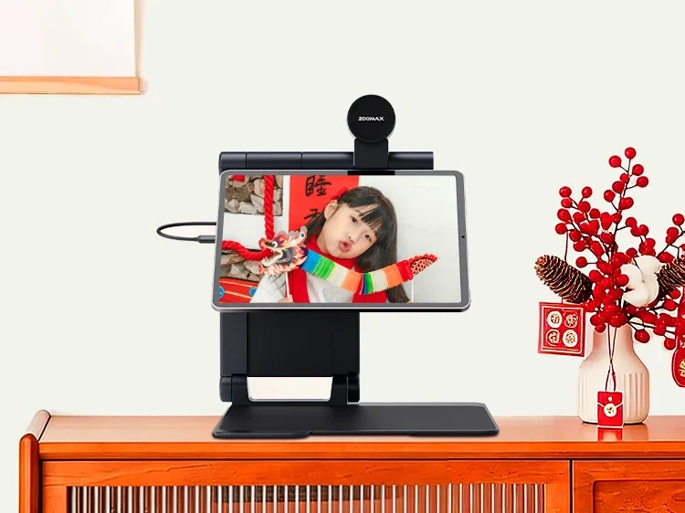 snow pad看远功能让低视力长辈清晰看清孙儿孙辈的笑脸，欢欢喜喜过团圆年