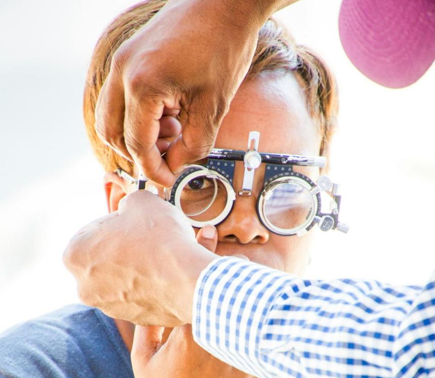 低视力的情况有许多种，先天性的眼疾或眼外伤都会造成低视力